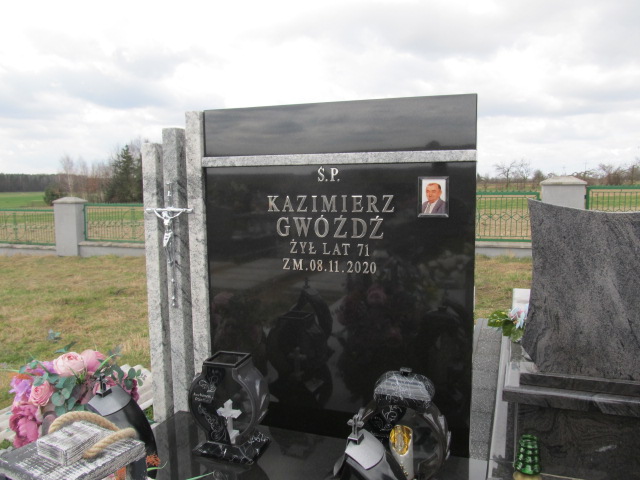 Kazimierz Gwóźdź 1949 Osiny - Grobonet - Wyszukiwarka osób pochowanych